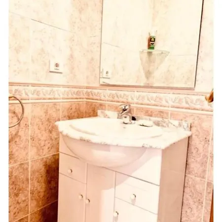 Villa Gran Avenida Jaume 1 *