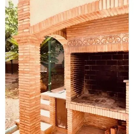 Villa Gran Avenida Jaume 1 *